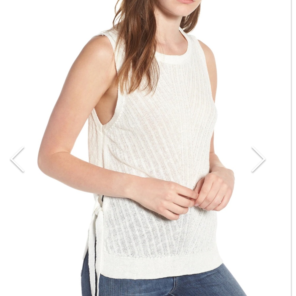 Crocheted knit sweater tank with side split hem Sz S